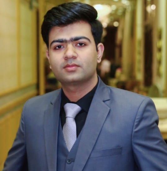 Muneeb Shahid - CTO and AI Expert at Devroaks